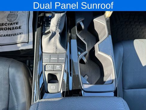 Used 2025 Toyota Camry XSE image 20