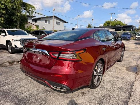 Used 2019 Nissan Maxima Platinum w/ Sport Mat Group FWD image 12