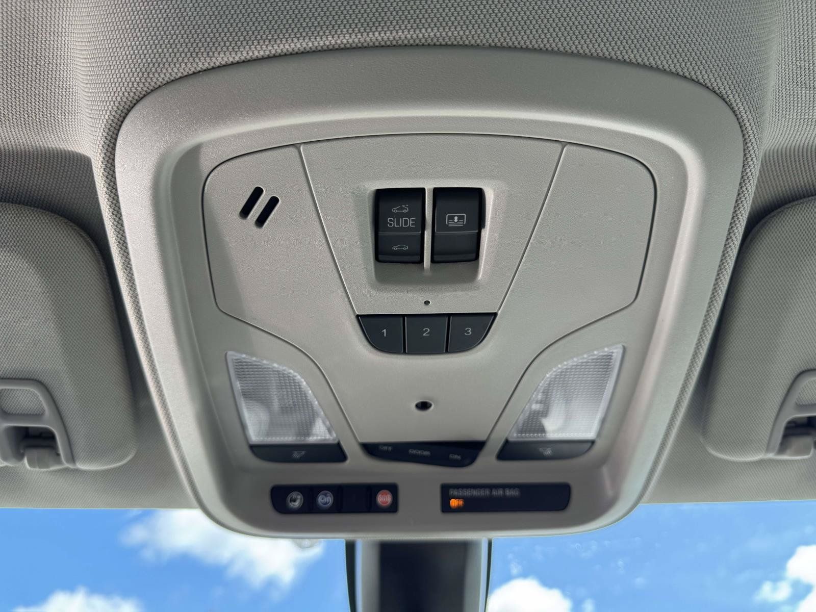 Used 2019 Chevrolet Impala Premier FWD image 30