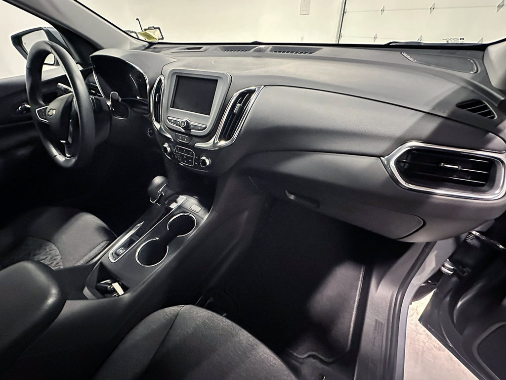 Used 2024 Chevrolet Equinox LT FWD image 27