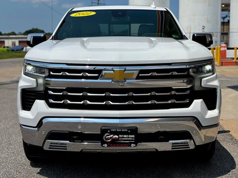 Used 2022 Chevrolet Silverado 1500 LTZ w/ LTZ Convenience Package II image 3