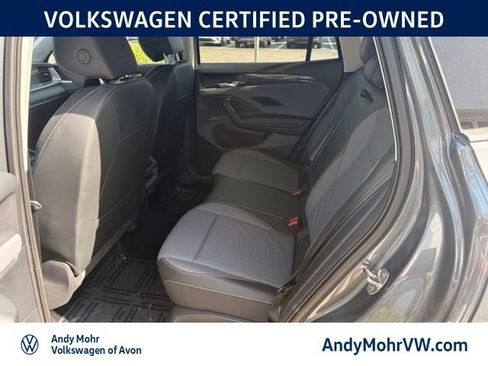 Used 2026 Volkswagen Tiguan SE AWD/4WD image 21