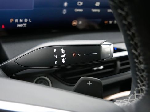 Used 2025 Buick Enclave Avenir w/ Trailering Package, 5000 lbs. image 24