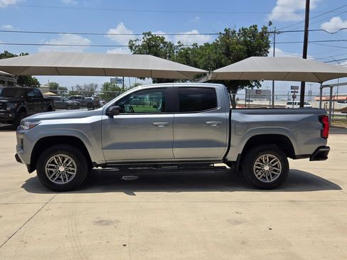 Used 2023 Chevrolet Colorado LT w/ LT Convenience Package RWD image 4