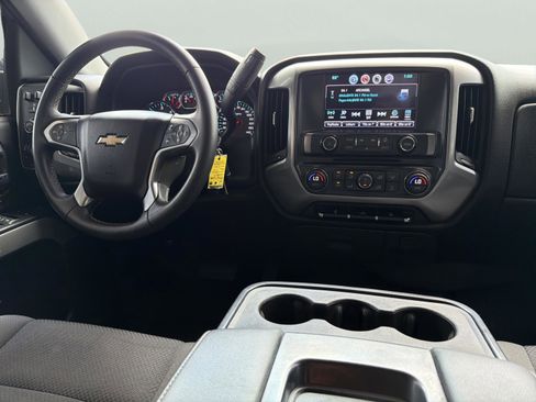 Used 2017 Chevrolet Silverado 1500 LT w/ All Star Edition AWD/4WD image 10