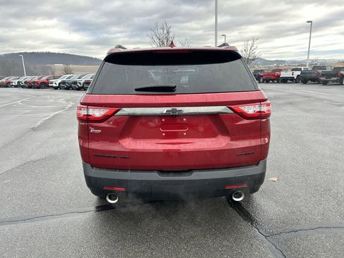 Used 2021 Chevrolet Traverse LT w/ LPO, Blackout Package image 6