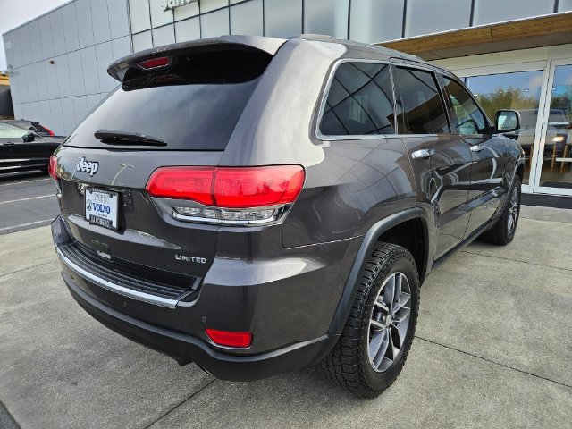 Used 2017 Jeep Grand Cherokee Limited AWD/4WD image 5