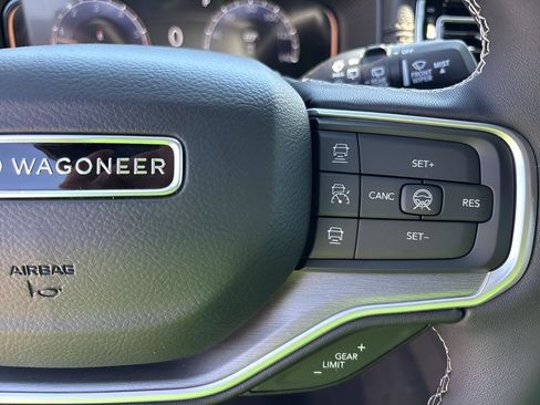 New 2026 Jeep Grand Wagoneer Limited AWD/4WD image 15