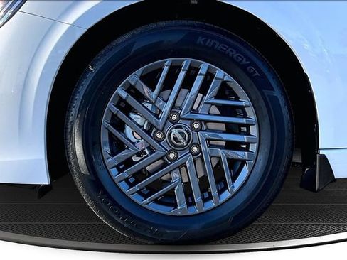 New 2026 Nissan Sentra SV FWD image 11