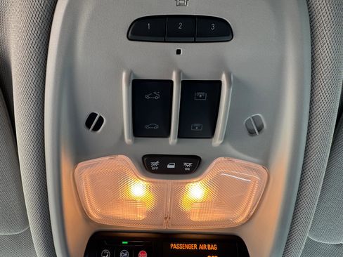 Used 2025 Buick Encore GX Avenir w/ Avenir Technology Package image 24