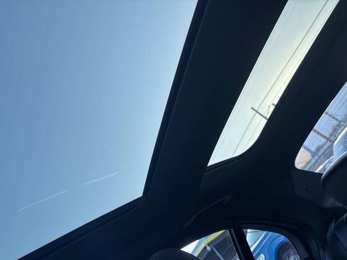 Used 2019 Mercedes-Benz C 300 Sedan image 19