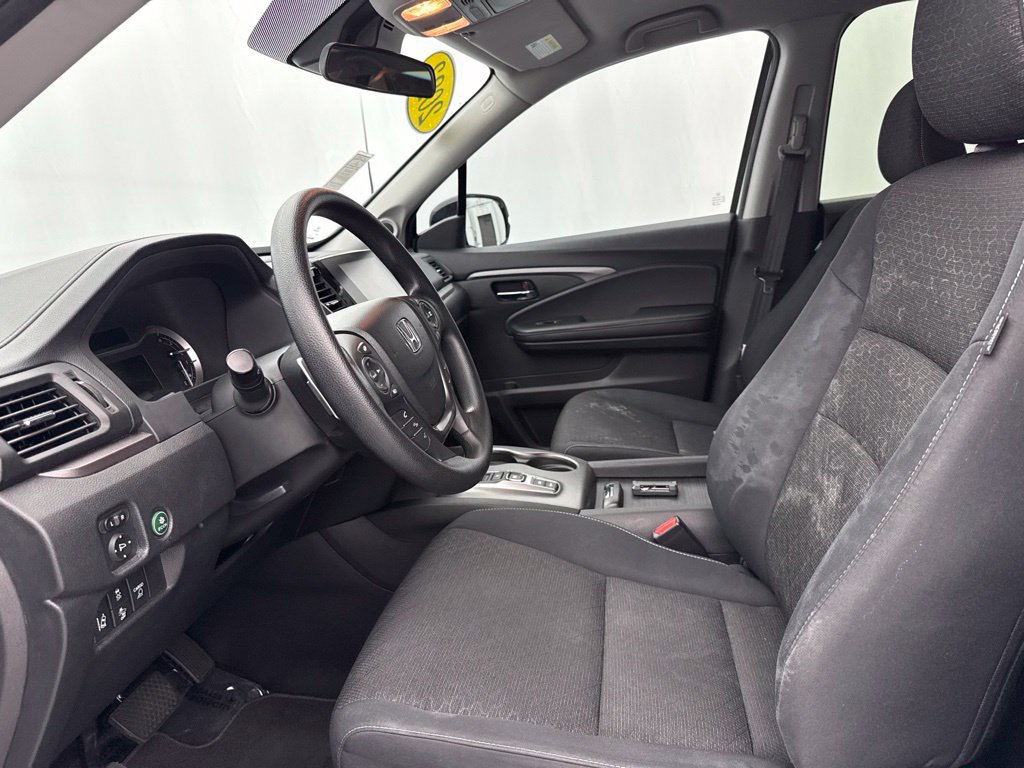 Used 2023 Honda Ridgeline Sport image 14