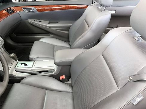 Used 2006 Toyota Solara SLE FWD image 8