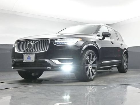 Used 2023 Volvo XC90 B6 Ultimate w/ Protection Package Premier AWD/4WD image 12