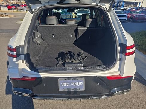 Used 2026 Genesis GV70 2.5T Sport Prestige image 9