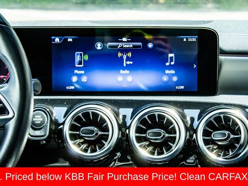 Used 2025 Mercedes-Benz CLA 250 4MATIC image 16