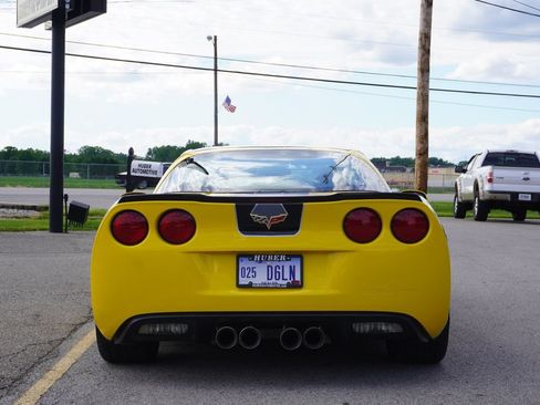 Used 2008 Chevrolet Corvette Coupe w/ Preferred Equipment Group RWD image 6