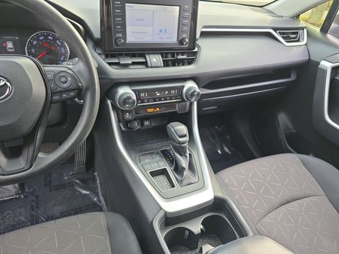 Used 2019 Toyota RAV4 XLE image 20