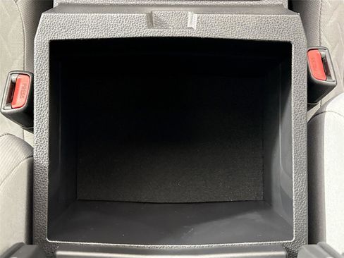 Certified 2024 Toyota Tacoma SR5 image 33