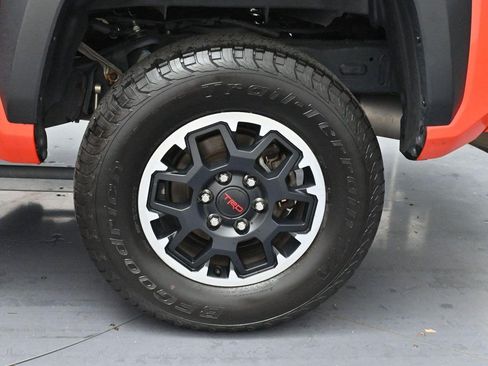 Used 2024 Toyota Tacoma TRD Off-Road AWD/4WD image 34
