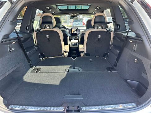 New 2026 Volvo XC90 B6 Plus w/ Protection Package AWD/4WD image 17