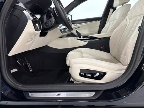Certified 2023 BMW 540i xDrive w/ M Sport Package AWD/4WD image 14