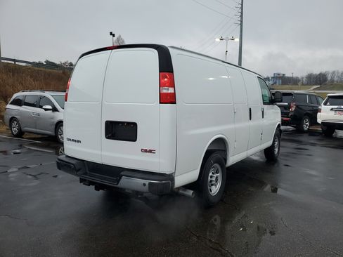 New 2025 GMC Savana 2500 w/ Driver Convenience Package image 4