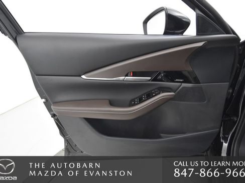Used 2025 MAZDA CX-30 AWD 2.5 S w/ Premium Package image 27