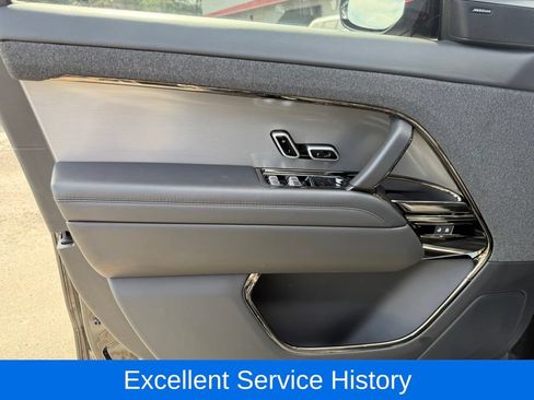 Used 2023 Land Rover Range Rover Sport SE AWD/4WD image 11