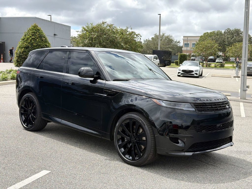 New 2027 Land Rover Range Rover Sport Dynamic SE AWD/4WD image 7