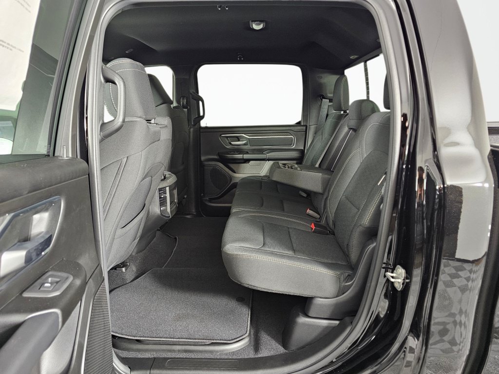 New 2026 RAM 1500 Big Horn AWD/4WD image 34