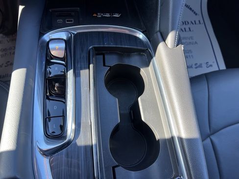 Used 2024 Buick Enclave Premium image 29