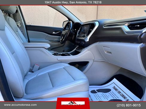 Used 2021 GMC Acadia SLT image 16