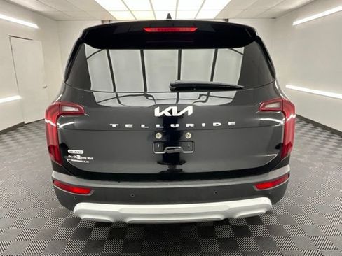 Used 2022 Kia Telluride LX AWD/4WD image 24