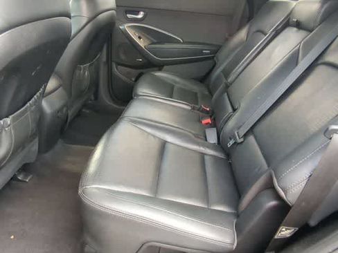 Used 2013 Hyundai Santa Fe GLS AWD/4WD image 19