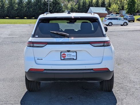 New 2026 Jeep Grand Cherokee 4WD image 6