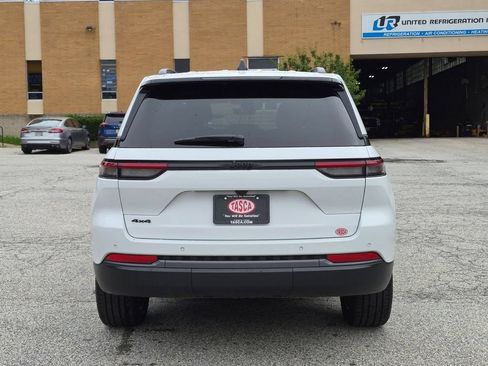 Used 2026 Jeep Grand Cherokee Limited w/ Limited Altitude Package AWD/4WD image 4