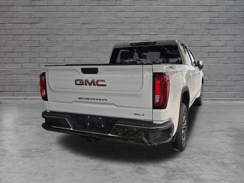 Used 2025 GMC Sierra 1500 SLT AWD/4WD image 8