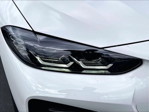 Used 2024 BMW 430i Convertible w/ M Sport Package RWD image 30