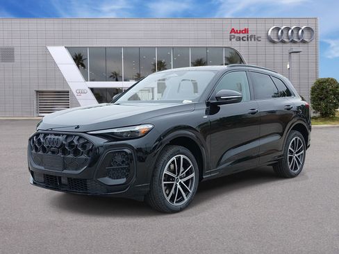 New 2026 Audi Q5 Premium Plus AWD/4WD image 1