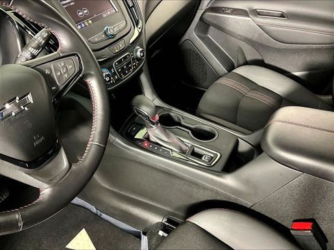 Used 2022 Chevrolet Equinox RS AWD/4WD image 18