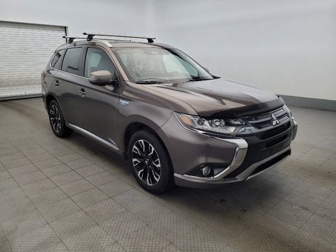 Used 2018 Mitsubishi Outlander GT AWD/4WD image 13