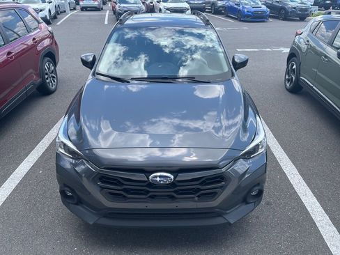 Used 2024 Subaru Crosstrek 2.0i Premium image 2