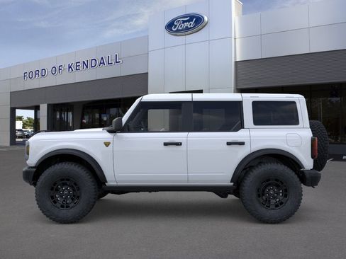 New 2026 Ford Bronco Badlands AWD/4WD image 3
