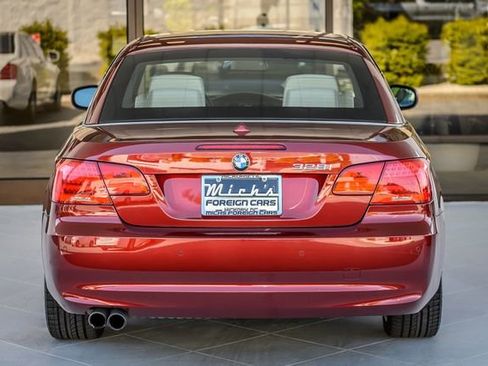 Used 2012 BMW 328i Convertible image 12