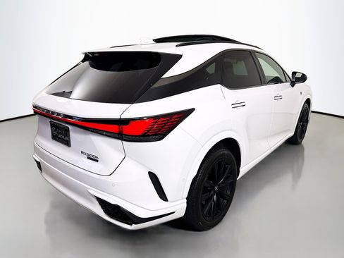 Used 2025 Lexus RX 500h F Sport w/ Convenience Package image 7