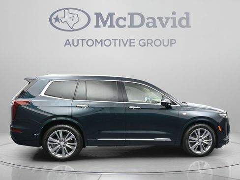 Used 2024 Cadillac XT6 Premium Luxury w/ Platinum Package FWD image 9