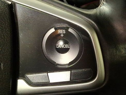 Used 2018 Honda Civic EX-L image 22