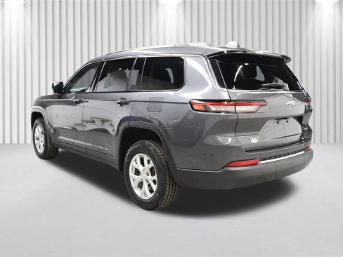 Certified 2023 Jeep Grand Cherokee L Limited AWD/4WD image 5