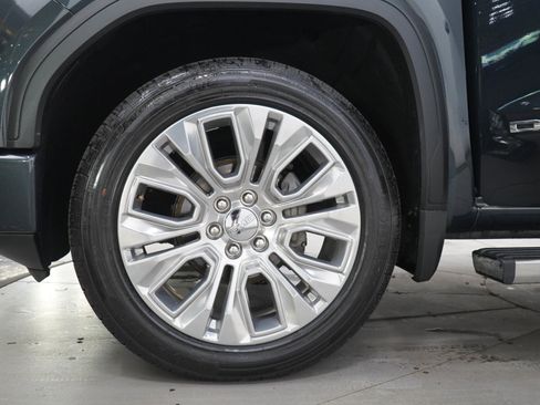 Used 2022 GMC Sierra 1500 Denali w/ Denali Reserve Package AWD/4WD image 32